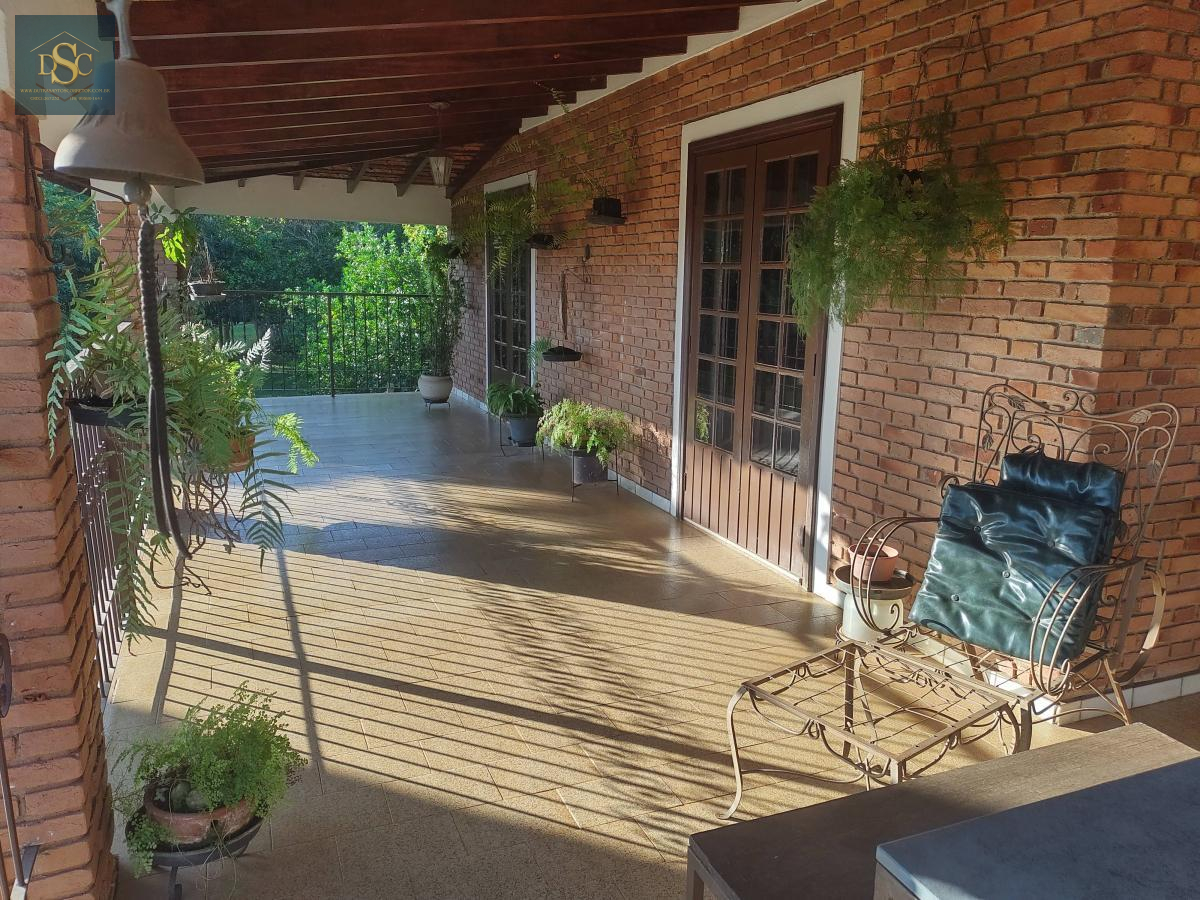 Chácara com 3 quartos, 400m², à venda em Jaguariúna - Dutra Santos - Corretor de Imóveis